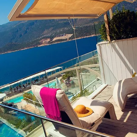 מלון Peninsula Gardens - Adults Only 3*